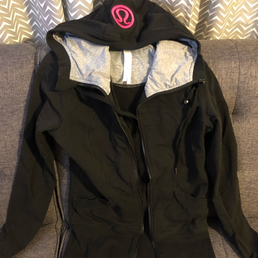 Black Lululemon Zip Up Jacket